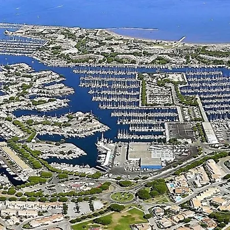 Jardins Du Port D3073 Clim Terrasse Parking Wi-fi Piscine Appartement *